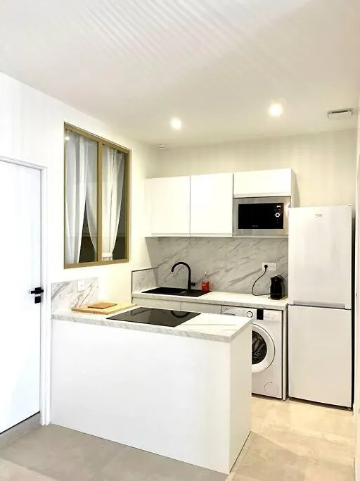 Appartement Moderne + Parking A 50M De La Mer La Ciotat France